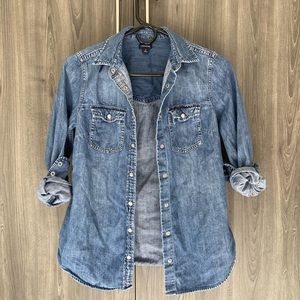 J.Crew denim clasp button up shirt